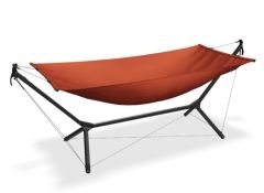 QNUX Home - Rama cu mat de agățat pentru spațiu limitat by QNUX QN-HRED color red